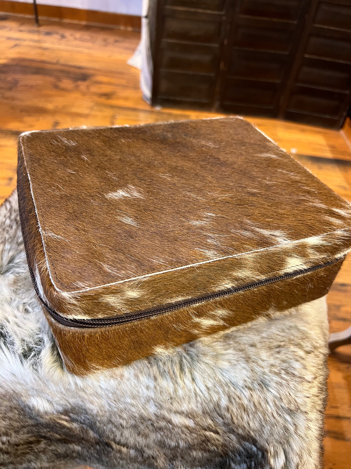 Square Leather Jewelry Box